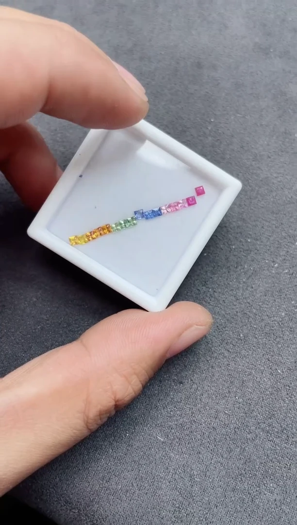 裸石彩色蓝宝石裸石