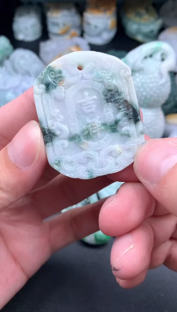 吊坠(不含链)未镶嵌翡翠1