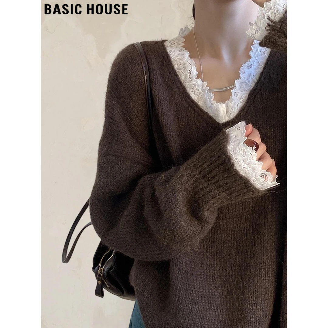 Basic House/百家好复古风咖色蕾丝拼接V领毛衣女2025冬季针织衫
