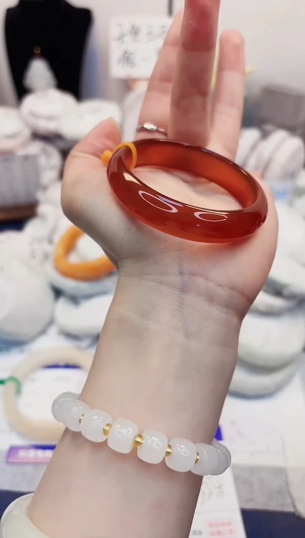 【闪购商品】石英质玉手镯未镶嵌456-玛瑙-圈口53
