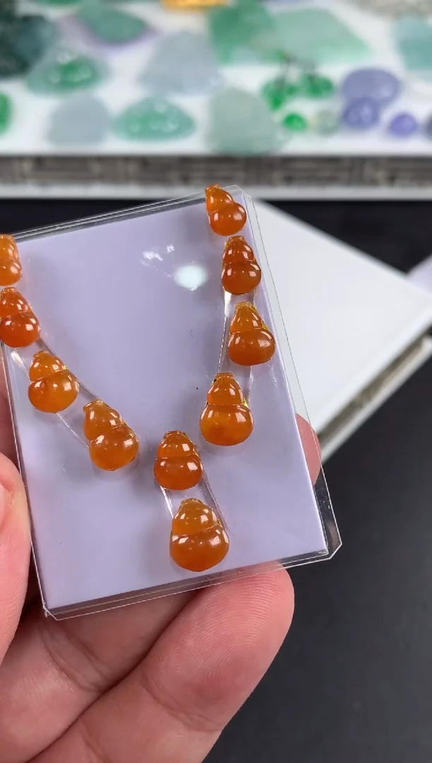 未镶嵌定制翡翠龚****墙翡翠