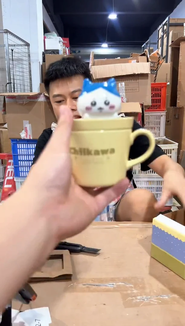 瓷片原盒小八带盖杯