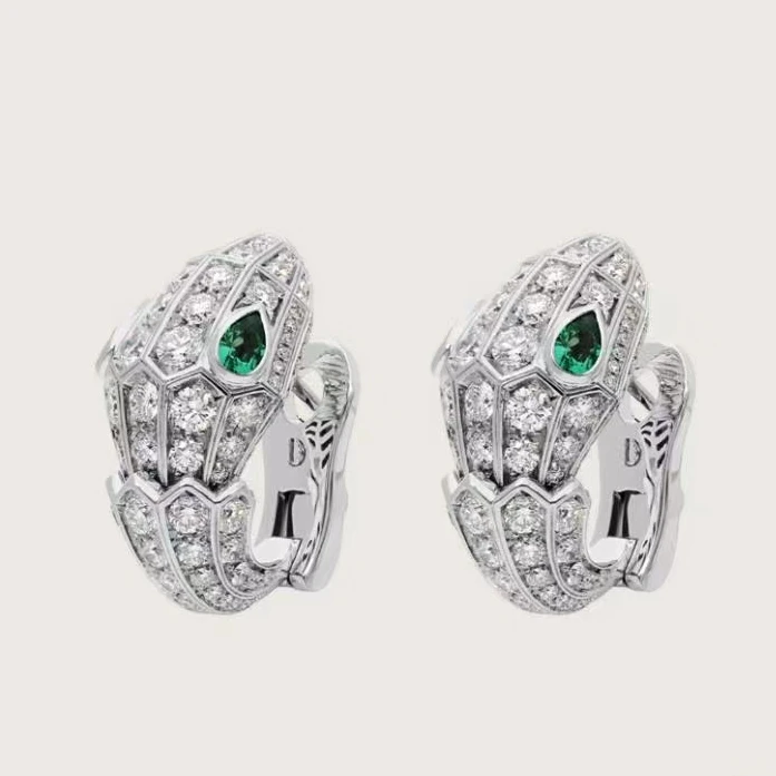 18K金钻石绿眼蟒蛇耳饰 DY (定制品质48小时鉴赏期)