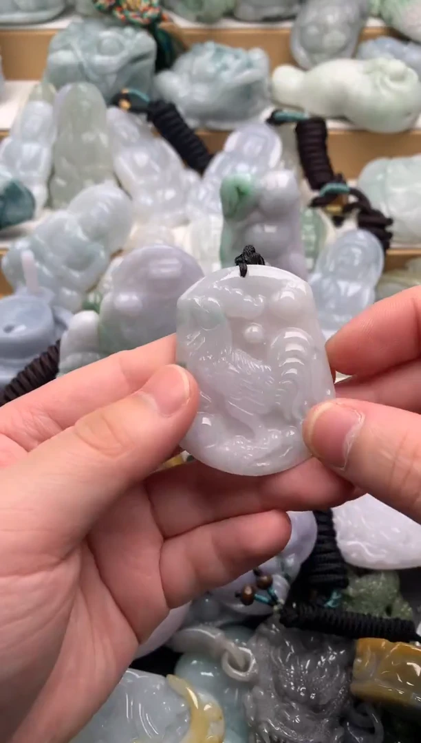 吊坠(不含链)未镶嵌翡翠1