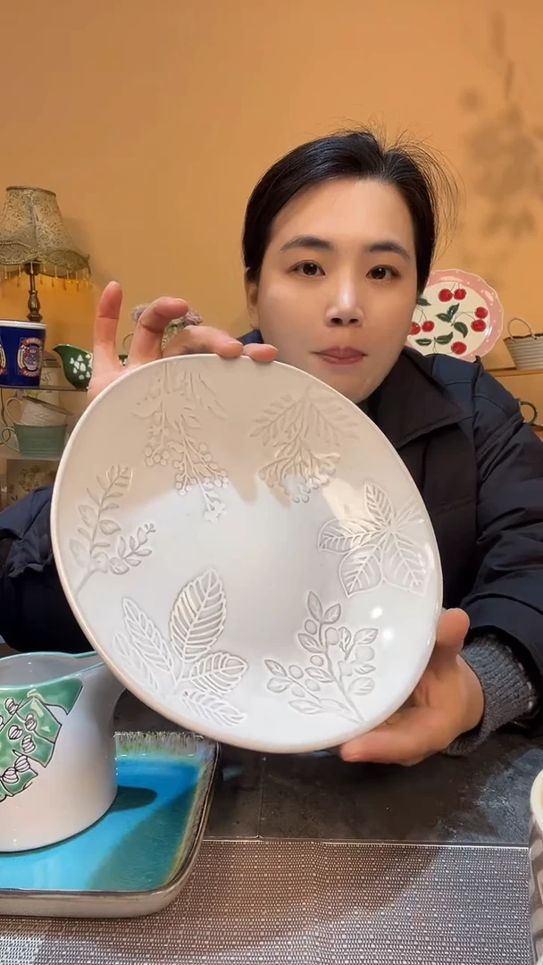 瓷片8.5英寸异形碗 微瑕介意勿拍