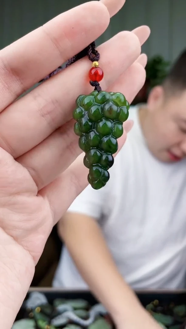 未镶嵌和田玉挂件拍一发一，多样性发货！