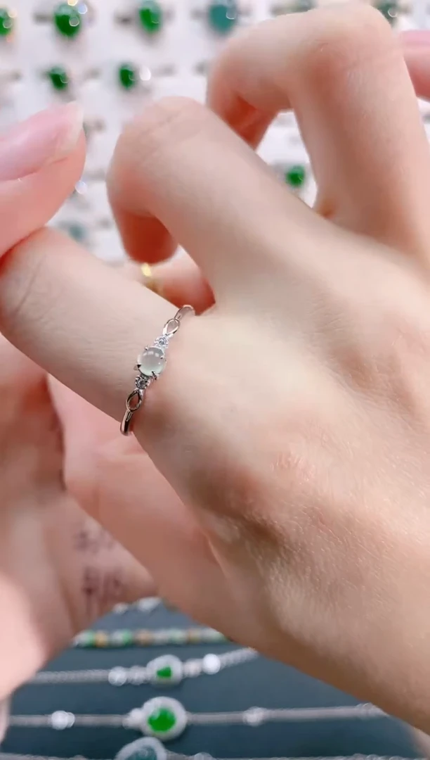 【闪购商品】翡翠戒指银S925镶嵌天然翡翠