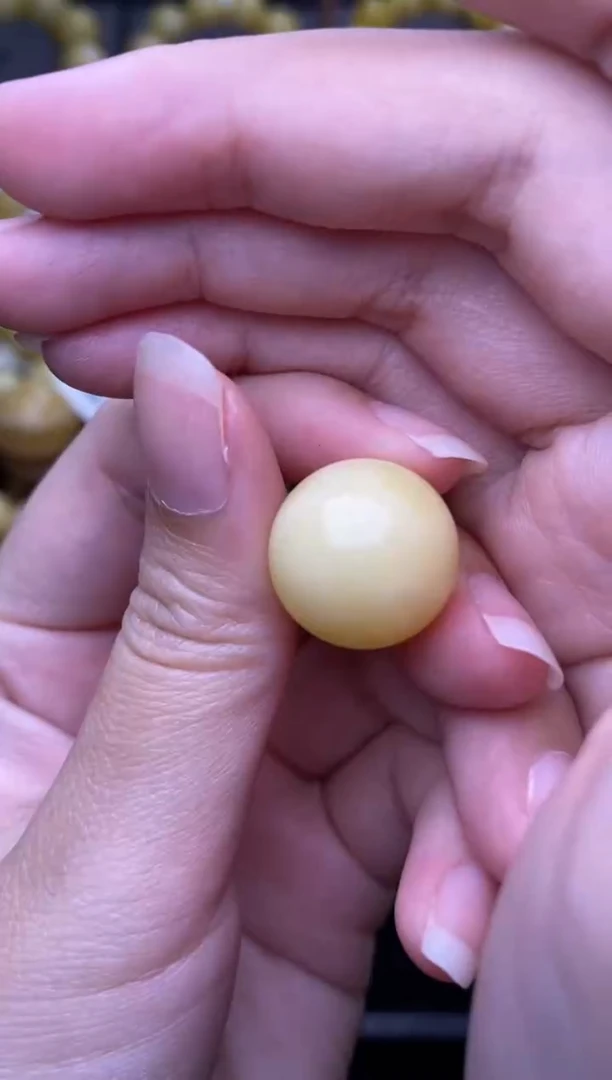 未镶嵌琥珀裸石 大小姐珠宝严选3