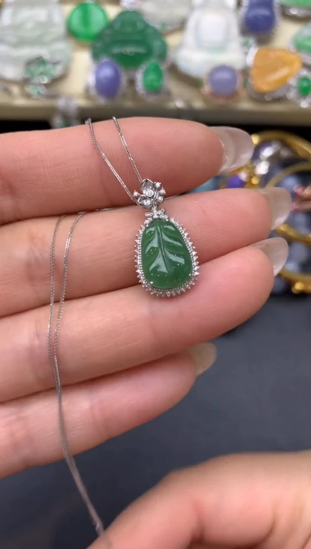 翡翠未镶嵌颈饰98-雪姐翡翠天天见