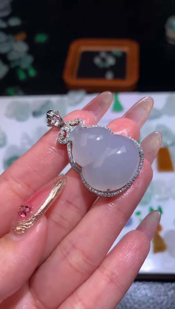 【闪购商品】定制翡翠未镶嵌48 小时鉴赏期