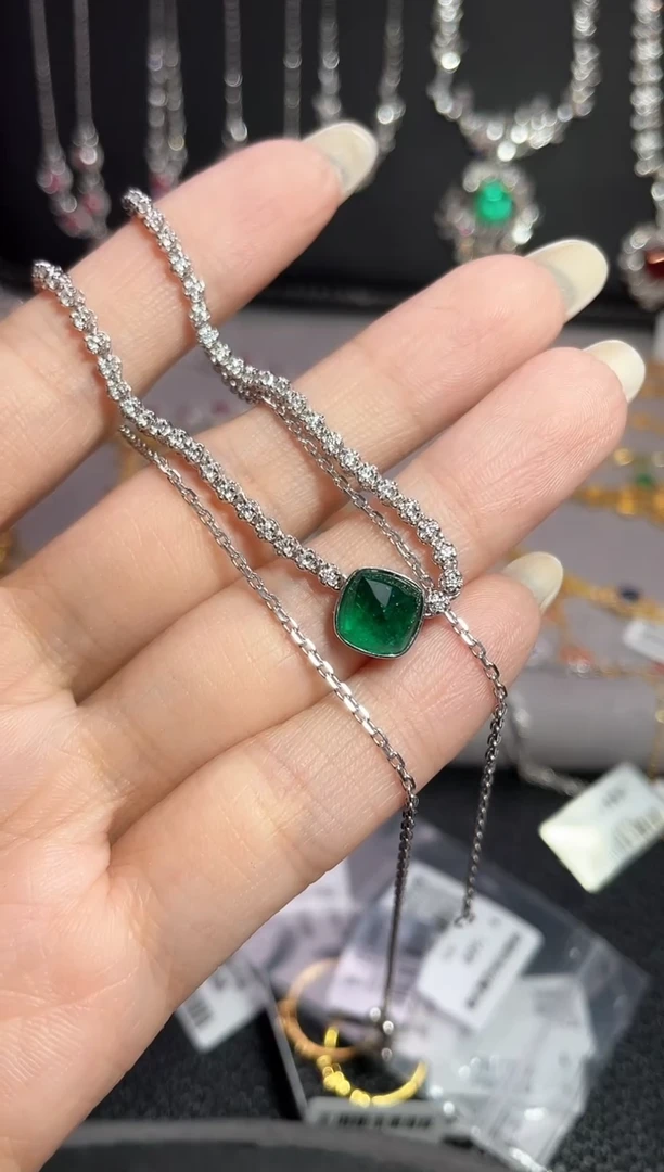 项链18K金镶嵌祖母绿2.25ct@@