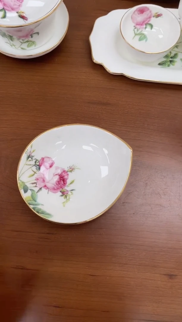 杯玫瑰水滴小碟子