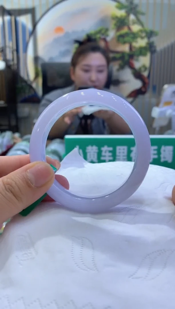 【闪购商品】翡翠手镯未镶嵌多人06927