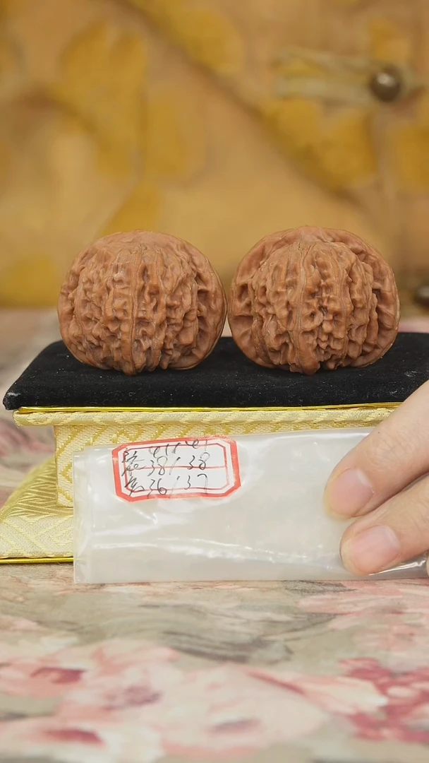 吊坠文玩核桃平谷四座楼