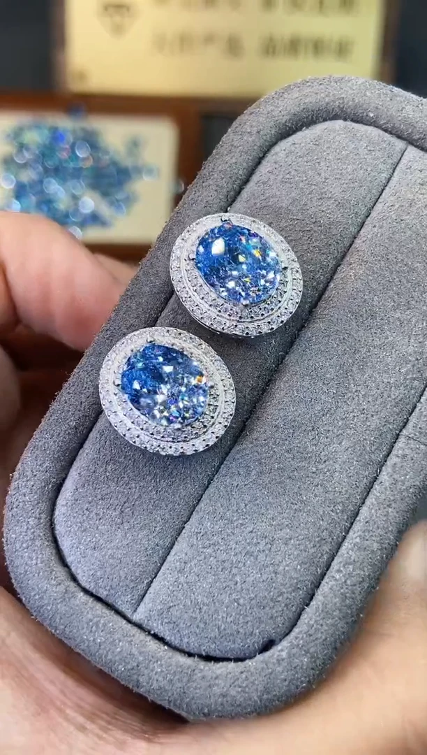 银S925镶嵌耳坠海蓝宝石........