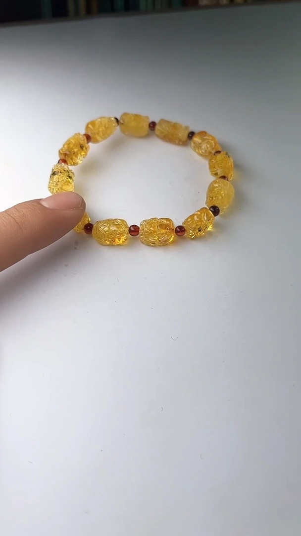 【闪购商品】琥珀裸石未镶嵌（一物一件）5502