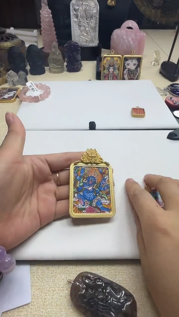 【闪购商品】水晶手链未镶嵌精美牌子