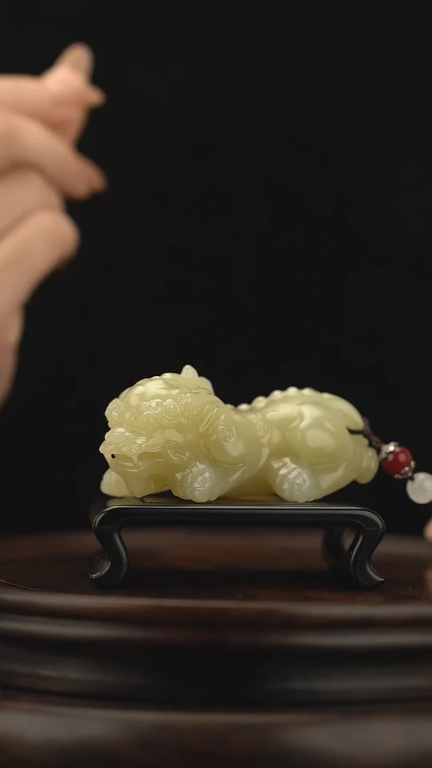 玉【祥瑞貔貅】天然玉石摆件摆件