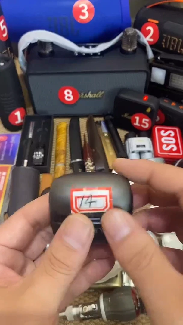 瓷片闪购商品 如图所示