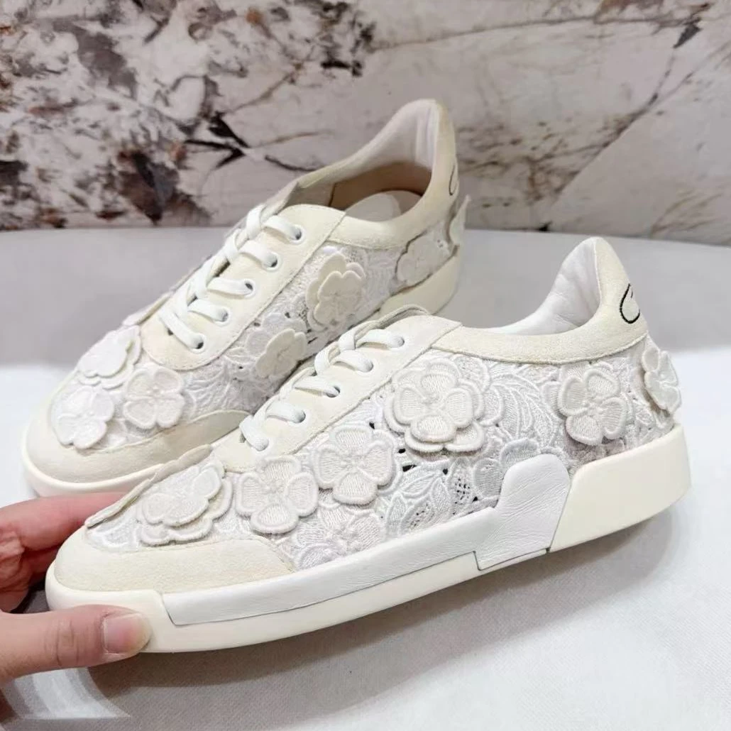 99新 Chanel/香奈儿 白色山茶花板鞋 38