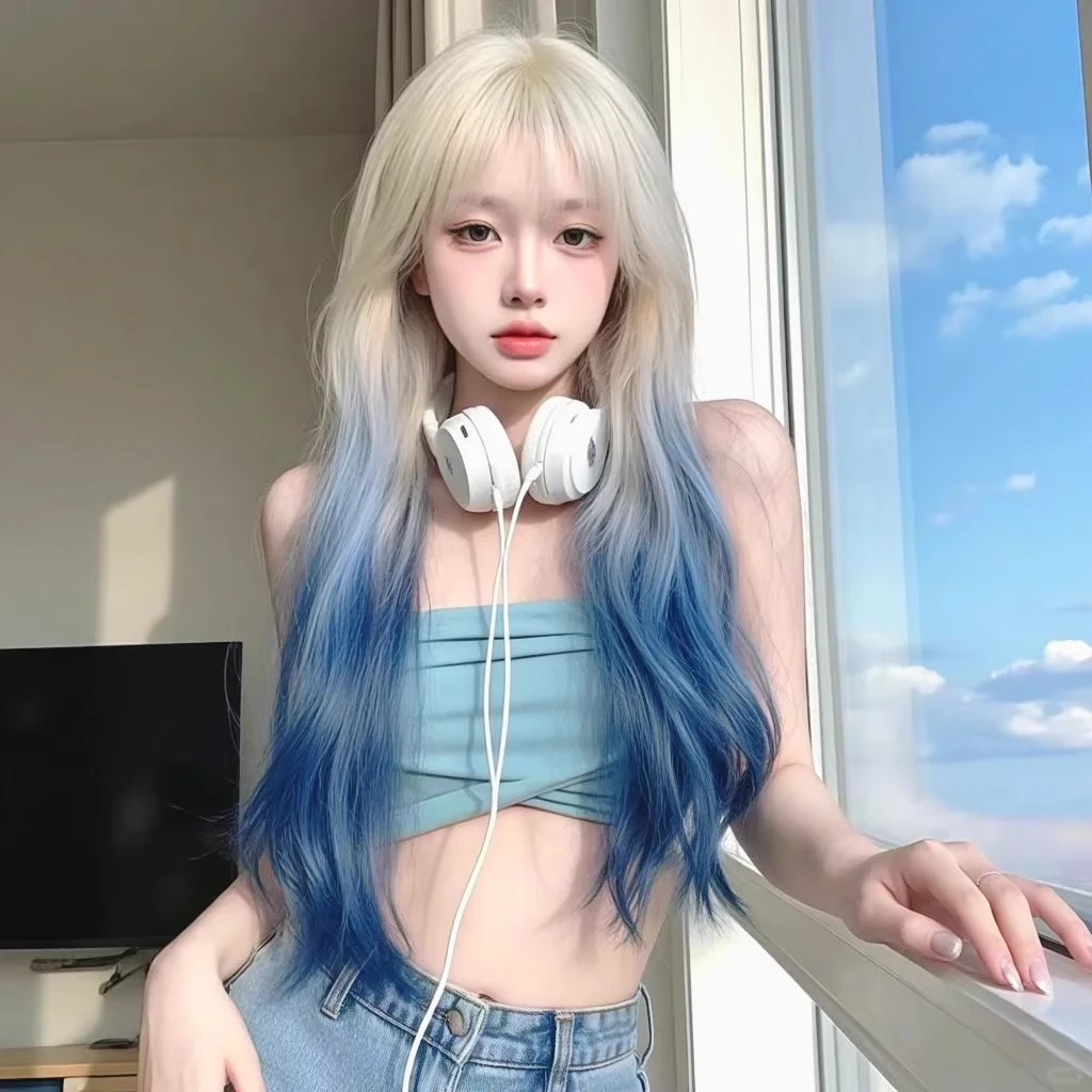 亦雅假发白金渐变蓝长卷发日常空气刘海层次大波浪仿真发全头套女