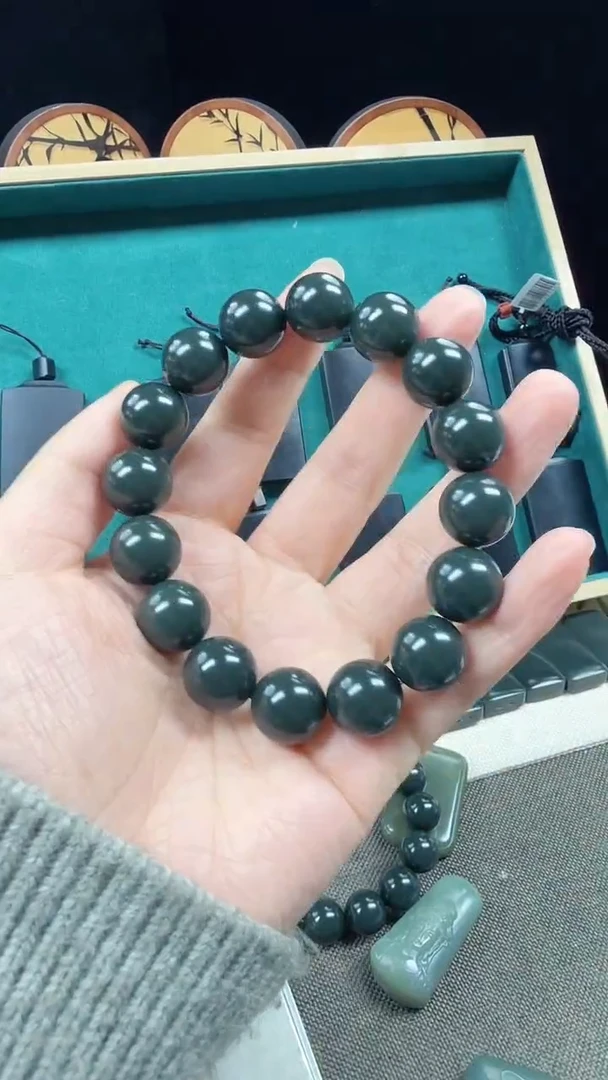 未镶嵌手串和田玉新疆塔什库尔干青玉圆珠手串
