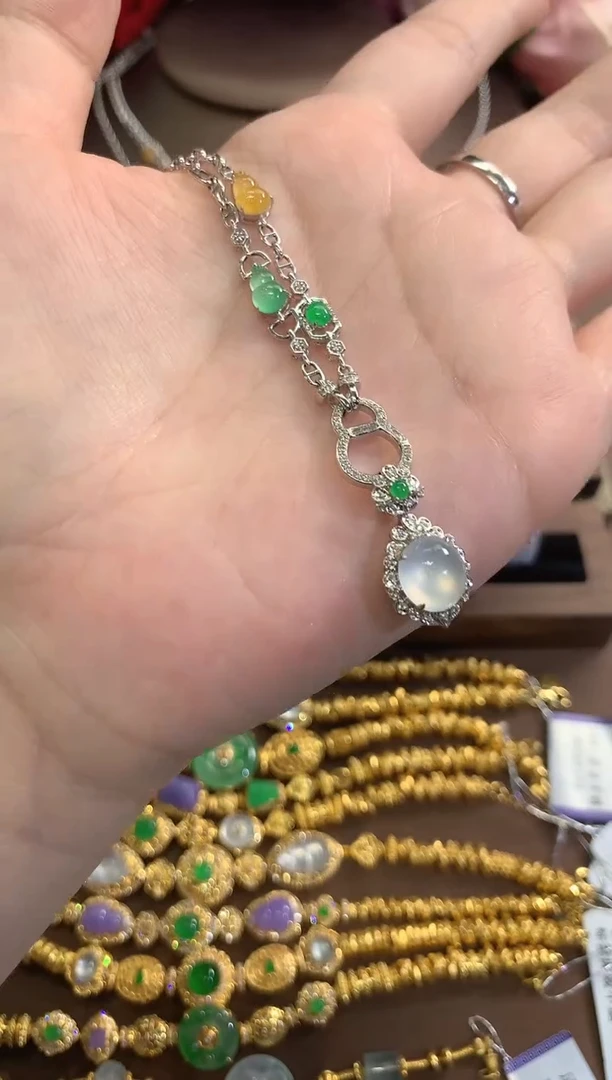 套链18K金镶嵌翡翠春日珠宝 B45