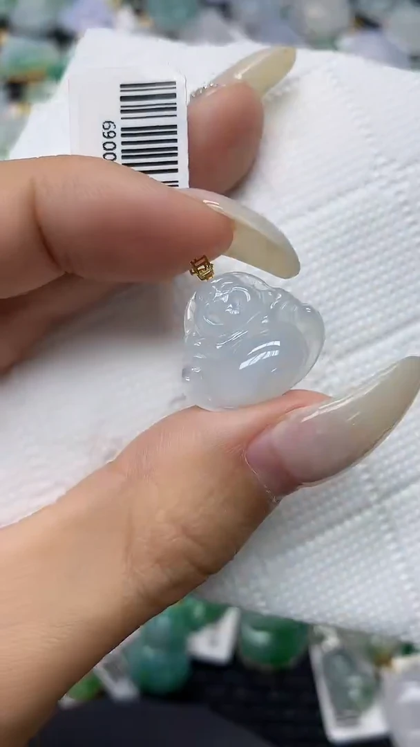 颈饰18K金镶嵌翡翠11111111111