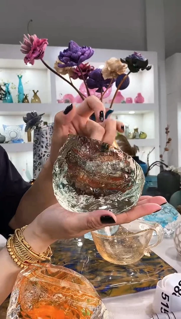 野***瑰慕忆家手作琉璃花瓶