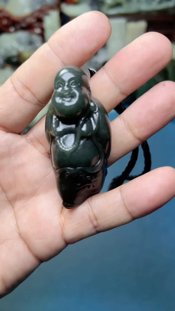 未镶嵌和田玉把件-