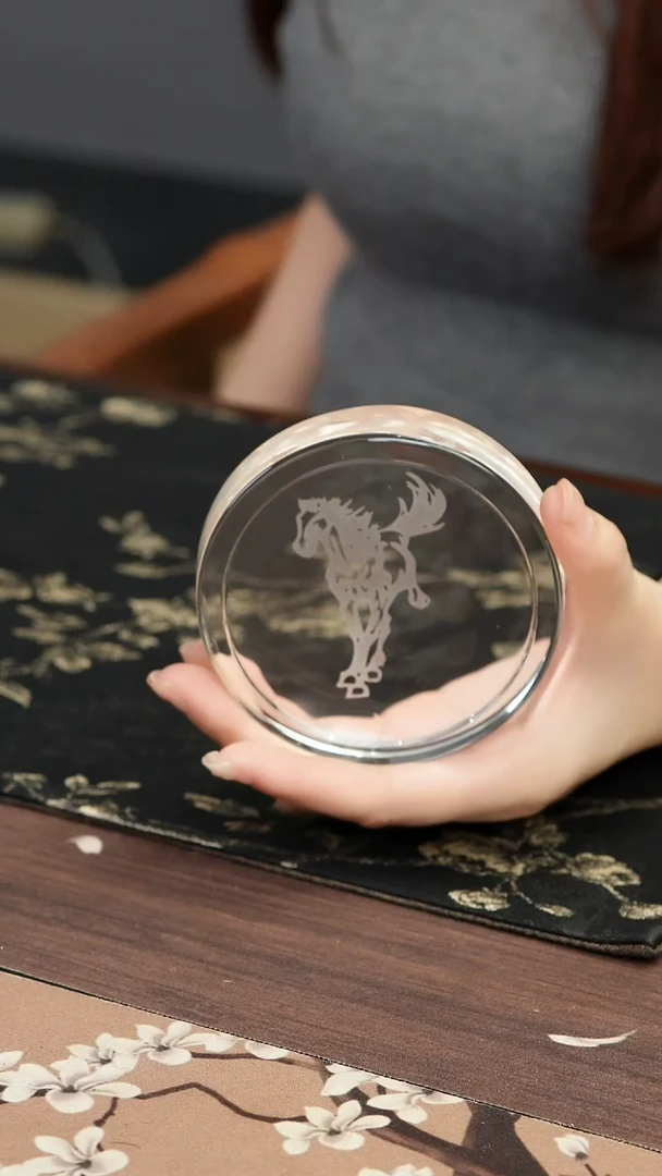 琉璃手工艺品小马内雕画K9水晶杯垫