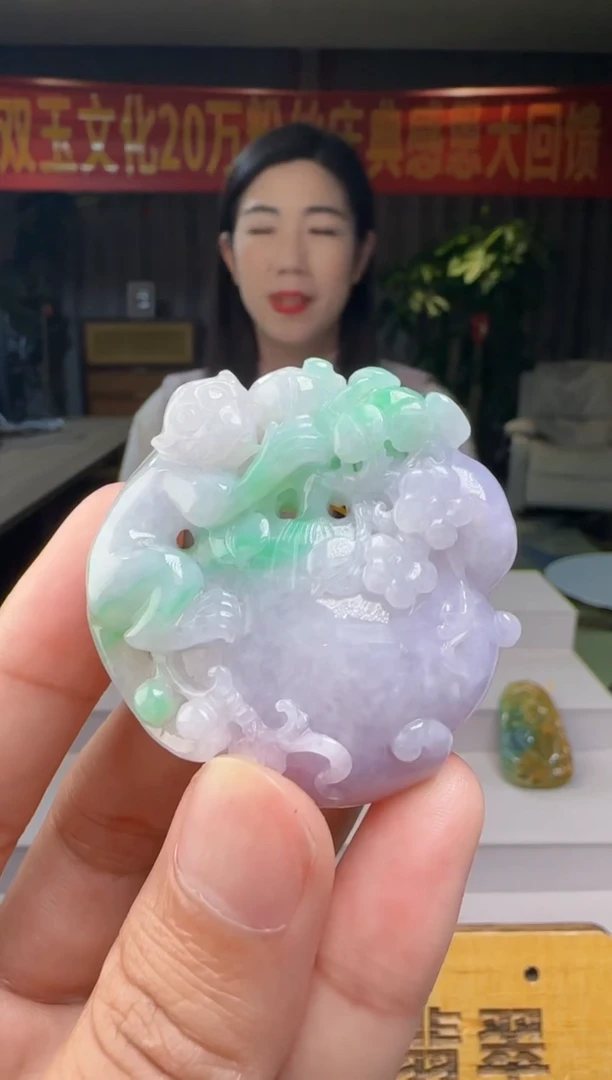 翡翠未镶嵌颈饰XM@@960Q3J18320