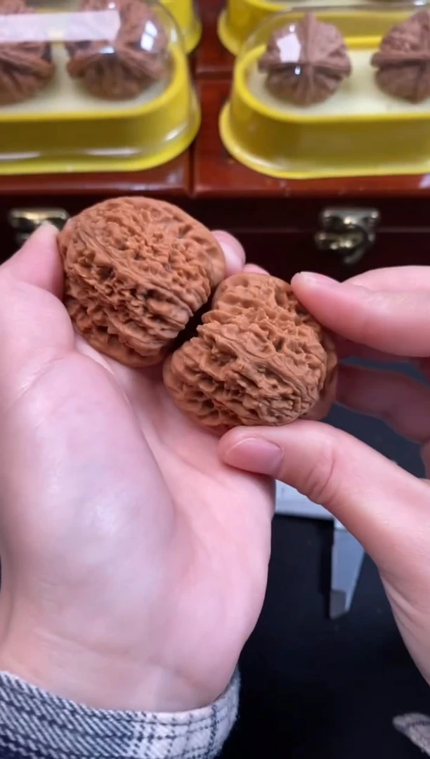 把件文玩核桃南疆石40尺R579