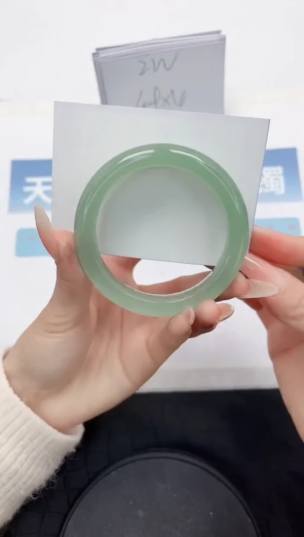 【闪购商品】石英质玉手镯未镶嵌G263-56