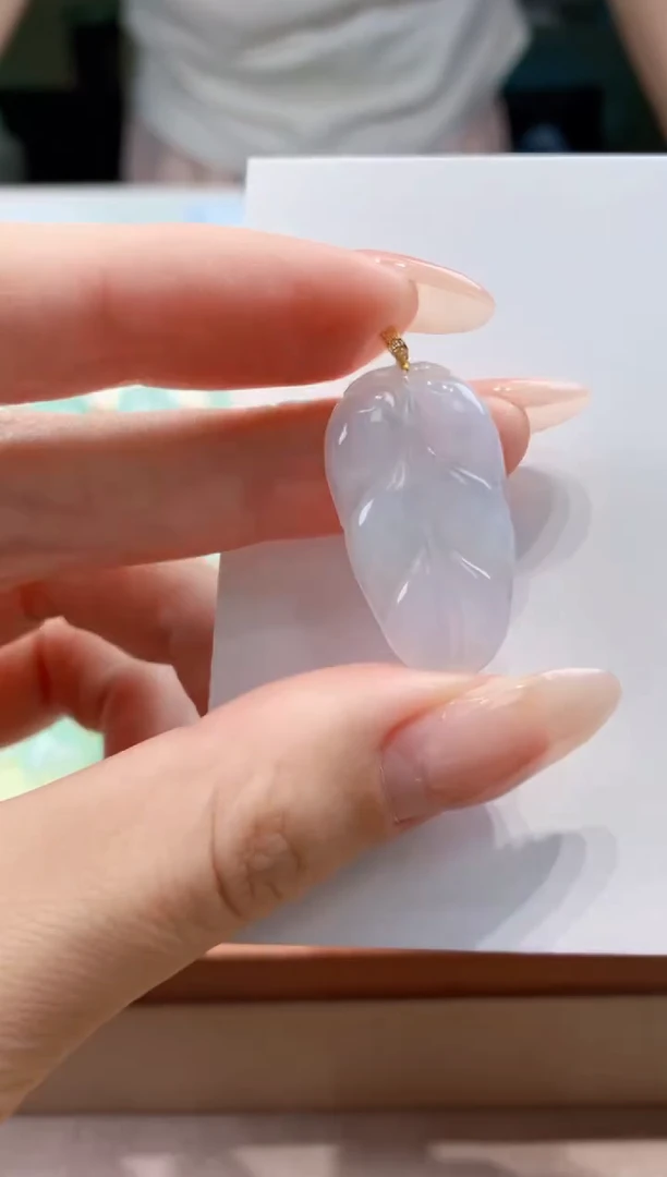 翡翠未镶嵌颈饰天然缅甸a货翡翠