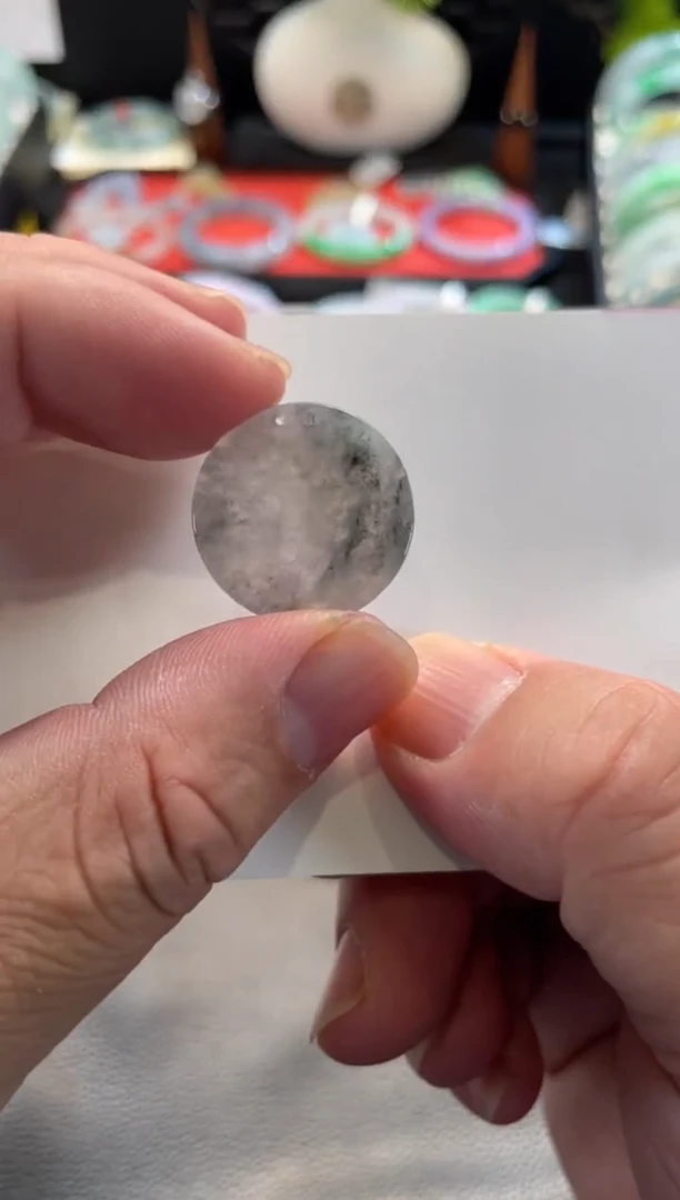 颈饰未镶嵌翡翠22号链接 有纹裂