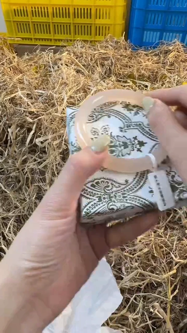 未镶嵌手镯石英质玉美人条0309