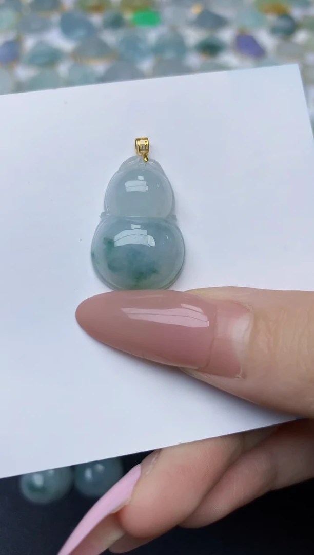 翡翠18K金镶嵌颈饰天然翡翠A货