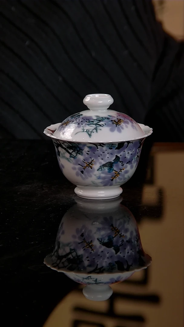 李华手绘釉中五彩紫藤花花口盖碗