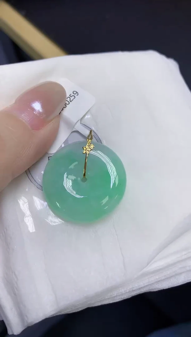 颈饰18K金镶嵌翡翠天然缅甸翡翠A货百元以上9元证书费自理