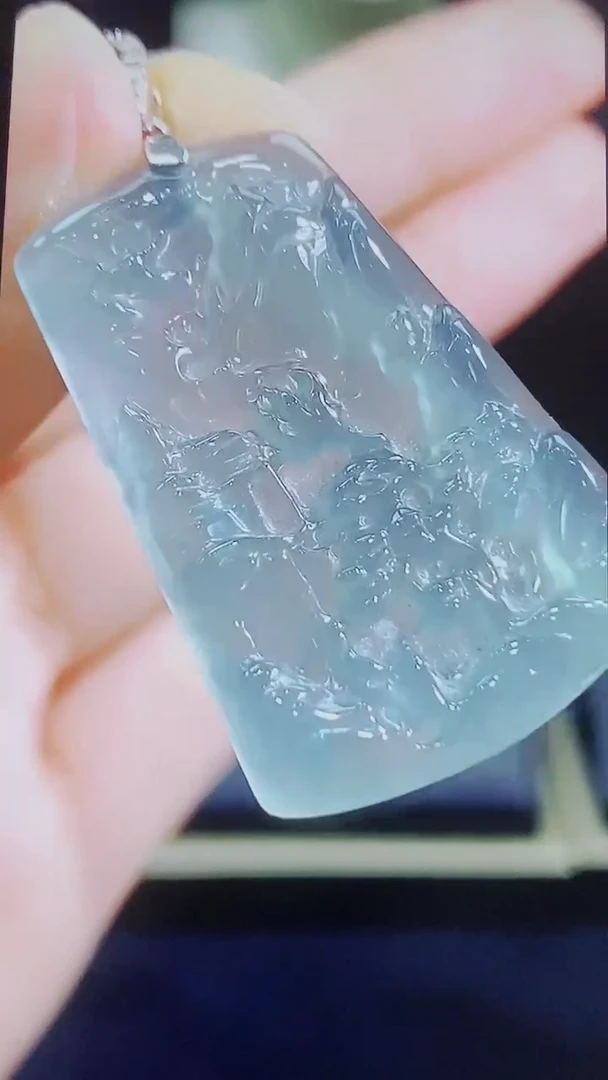 颈饰未镶嵌翡翠山水