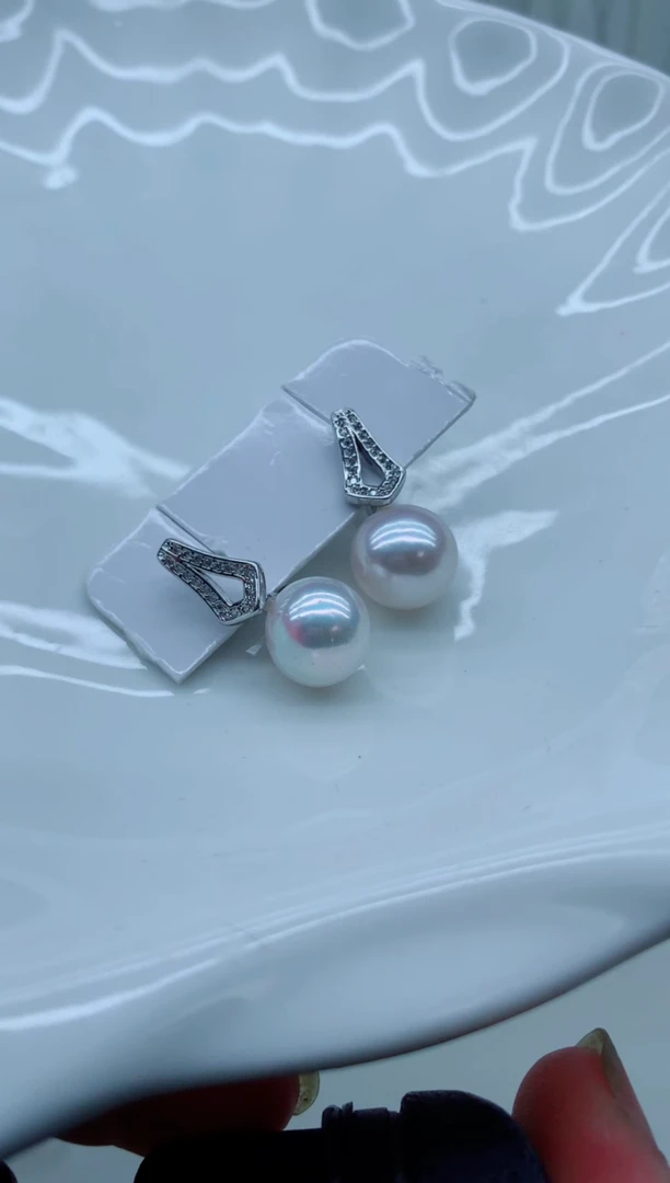 未镶嵌淡水珍珠耳饰淡水珍珠耳饰多样性发其一