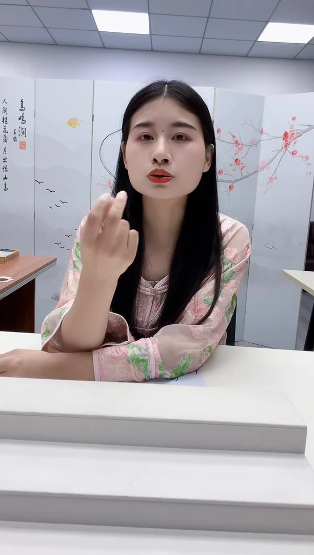 未镶嵌定制翡翠奈****粥4812jw-毛货挂件