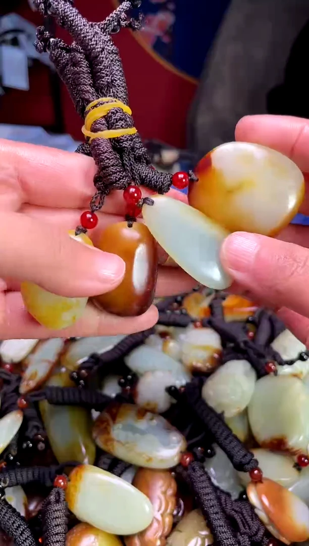 【闪购商品】和田玉颈饰未镶嵌3