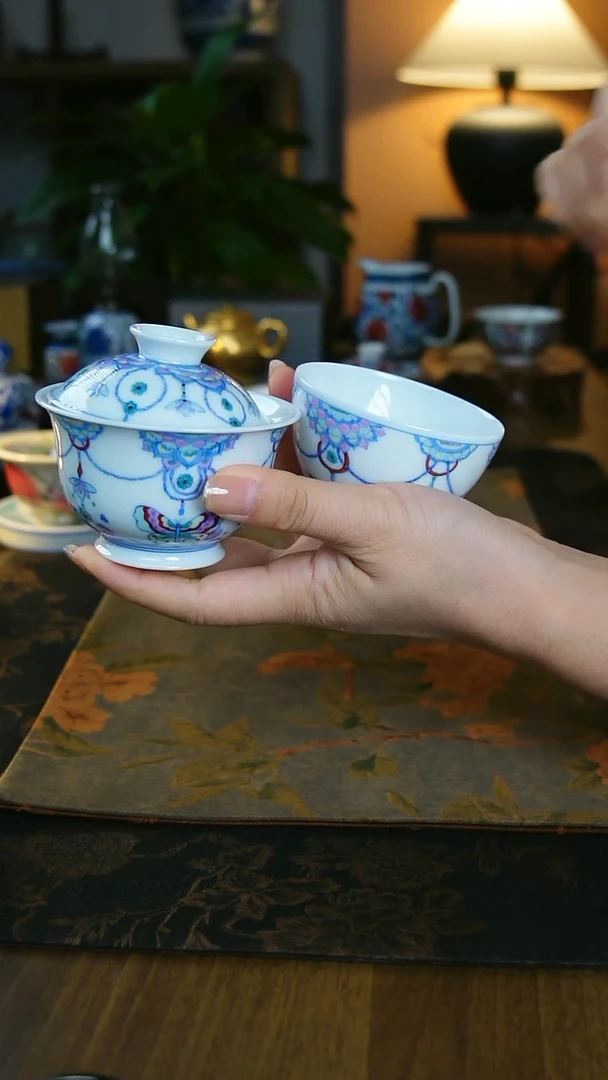 宠粉福利 斗彩璎珞纹套组