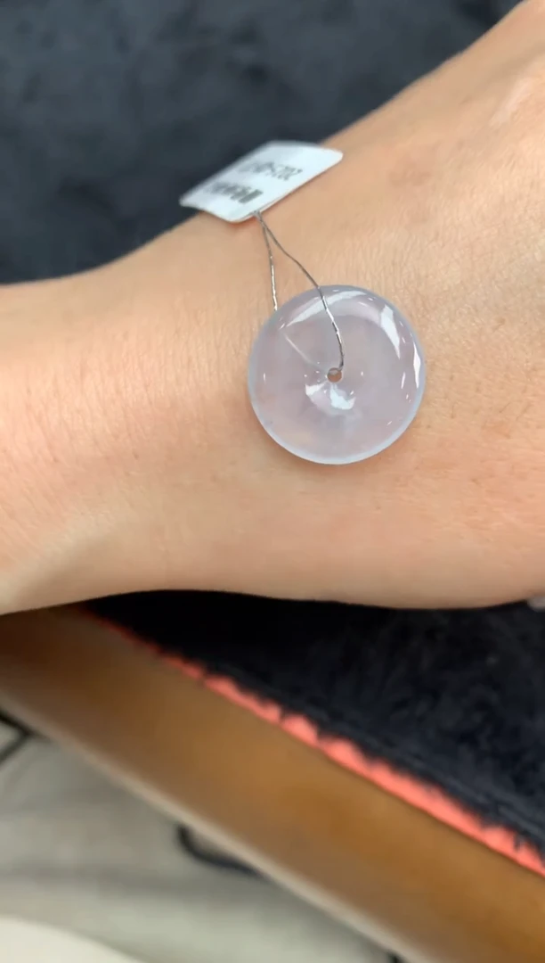 【闪购商品】翡翠颈饰未镶嵌平安扣