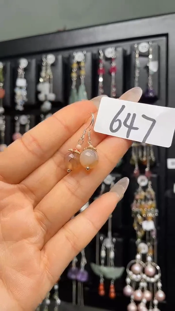 紫晶耳饰银S925镶嵌喜欢拍随机发