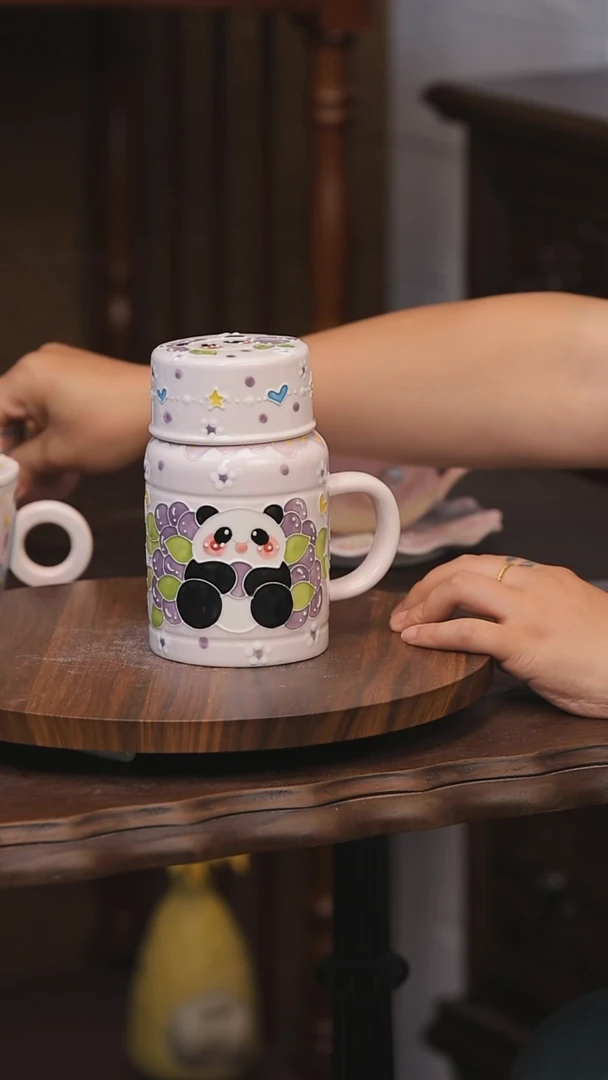 摆件景德镇釉下彩绘设计师款式陶瓷