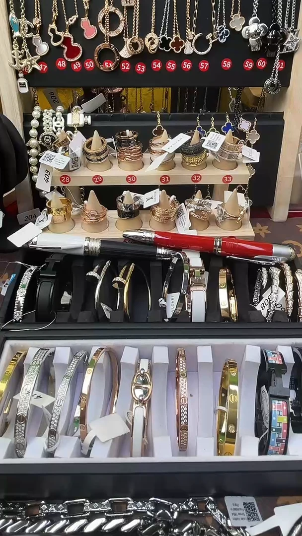 瓷片kjhjklhjkhkjhkjh21