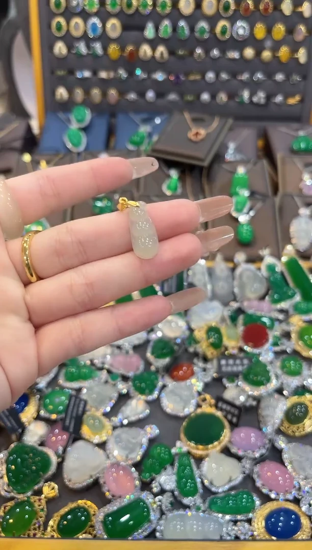 【闪购商品】和田玉吊坠(不含链)银S925镶嵌mini